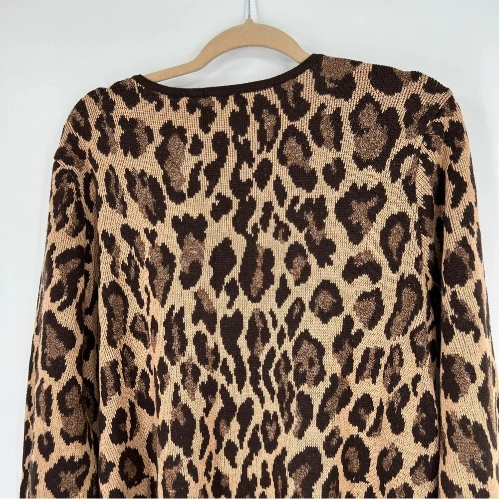 Joan Vass Leopard Animal Print Long Sleeves Single Button Roundneck Cardigan - Picture 5 of 10